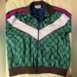 Men’s Gucci double G jacket.